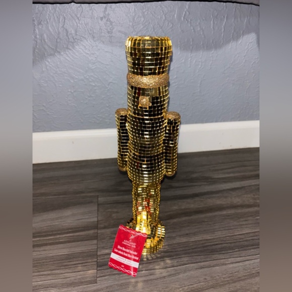 Ashland Gold Nutcracker Decor